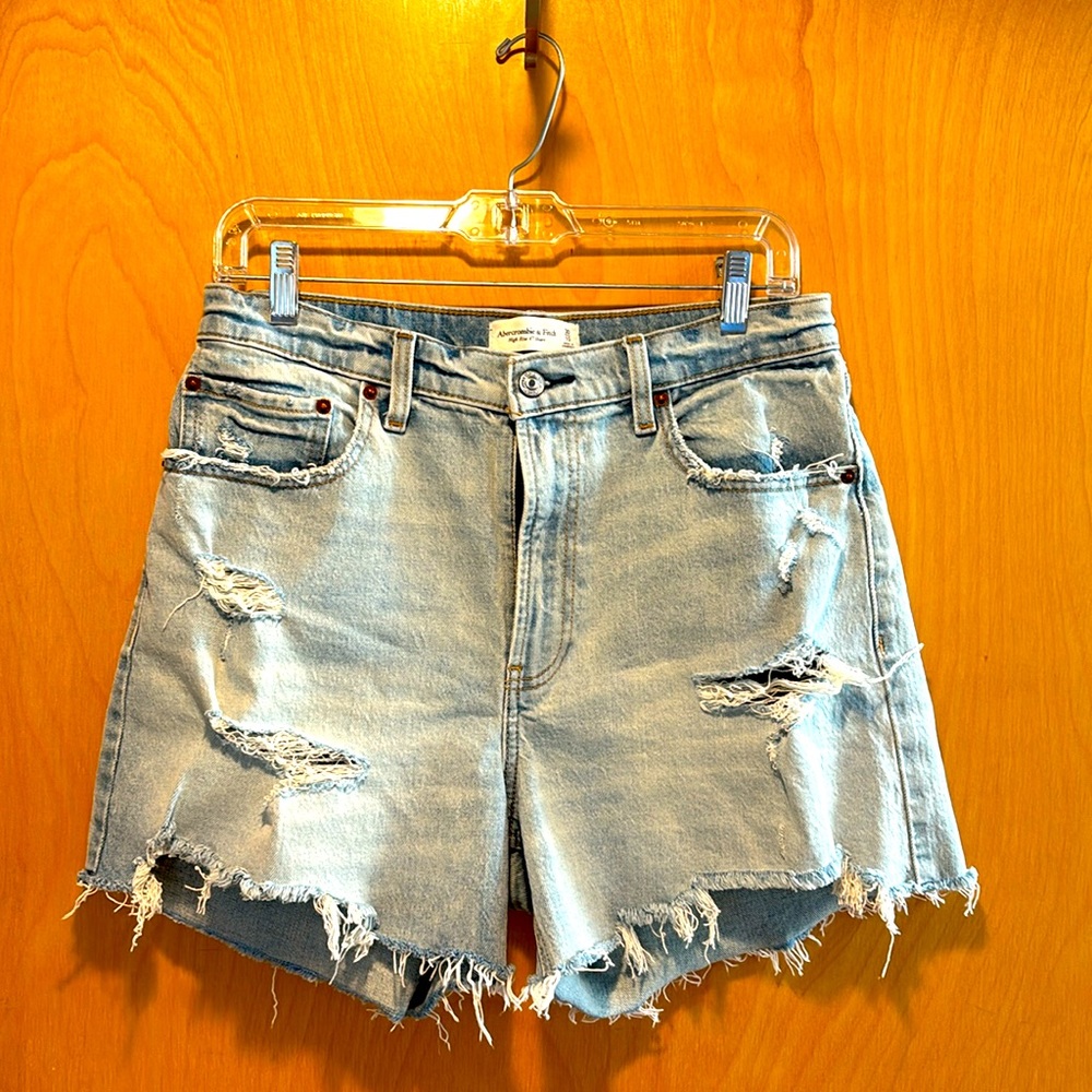 Abercrombie High Rise Mom Curve Love Shorts